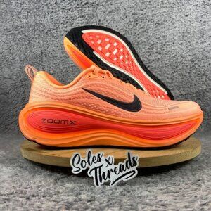 Nike Vomero Plus Orange Pulse Size 7 Men = 8.5 Women Running Shoes HV8150-801